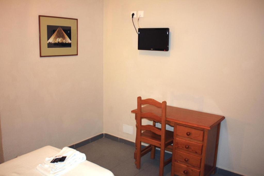 Hostal Carlos I La Línea de la Concepción Pokoj fotografie